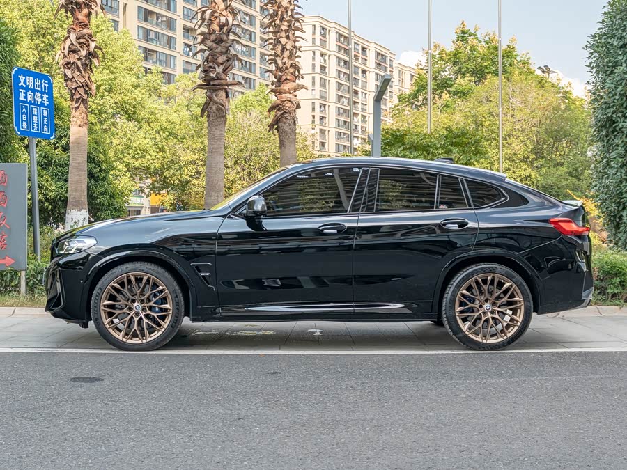 BMW X4 M 2023 car image #4