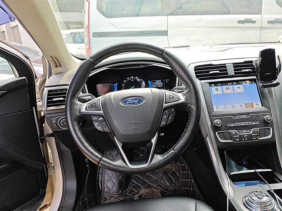 Ford Mondeo New Energy 2020 #4 Ford Mondeo New Energy 2020 car image #4