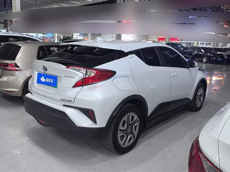 Toyota Izoa E 2021 #4 Toyota Izoa E 2021 imagen de coche #4