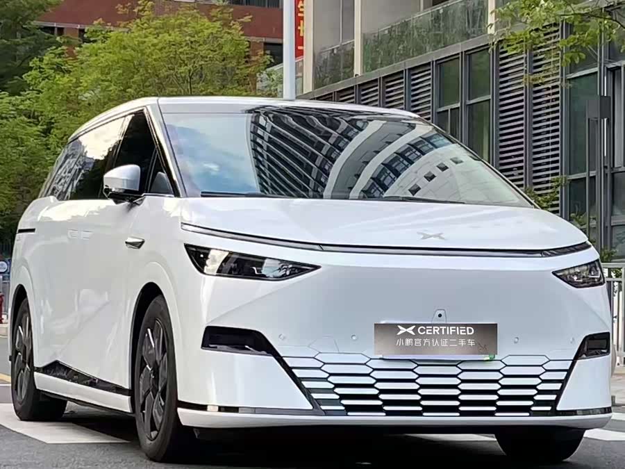 Xpeng X9 2024 immagine di auto #4