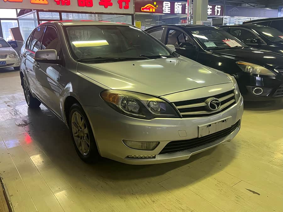 Soueast V5 Lingzhi 2012 car image #4