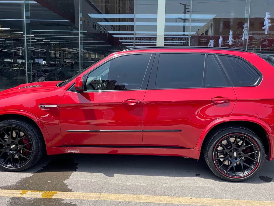 BMW X5 M 2010 #4 BMW X5 M 2010 car image #4