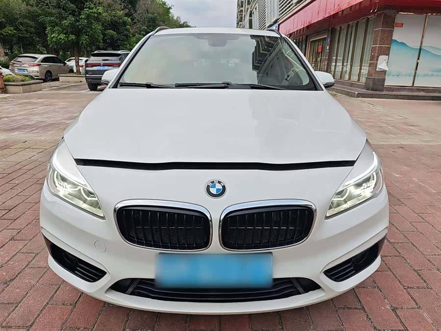 BMW 2 Series Tourer (Imported) 2015 #4 BMW 2 Series Tourer (Imported) 2015 immagine di auto #4