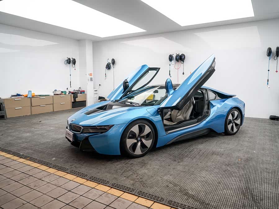 BMW i8 2015 #4 BMW i8 2015 car image #4