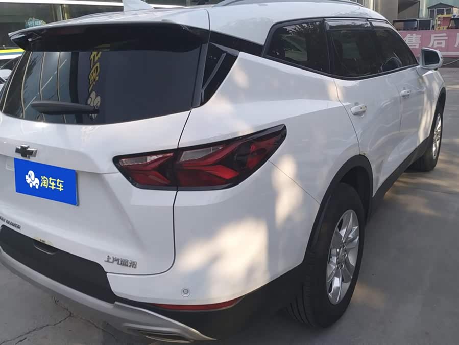 Chevrolet Blazer 2023 car image #4