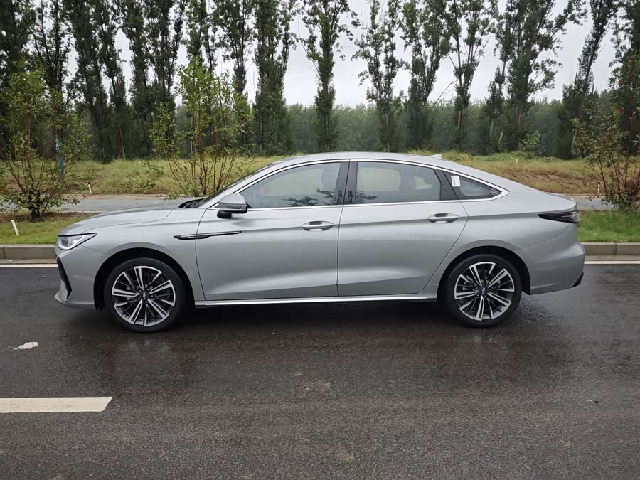 Chery Arrizo 8 Pro 2024 #4 Chery Arrizo 8 Pro 2024 car image #4