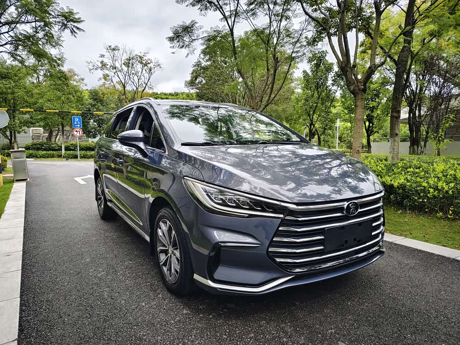 BYD Song MAX 2020 #4 BYD Song MAX 2020 car image #4