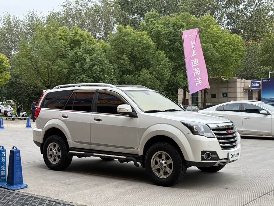 Haval H5 Class 2015 #4 Haval H5 Class 2015 car image #4