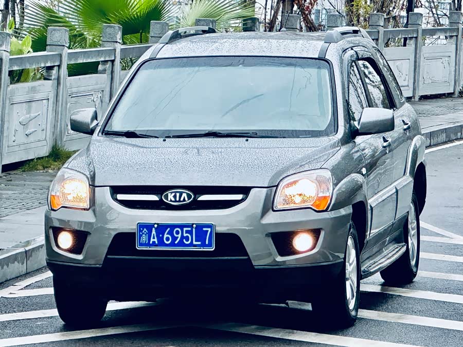 起亚 狮跑 2010 汽车图片 #4