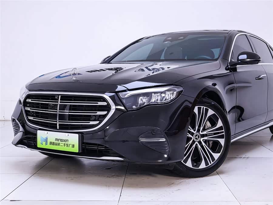 Mercedes-Benz E Class New Energy 2024 car image #4