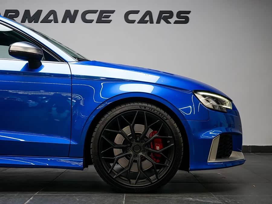 Audi S3 2019 изображение автомобиля #4