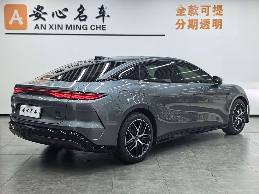 BYD HanL 2025 car image #4