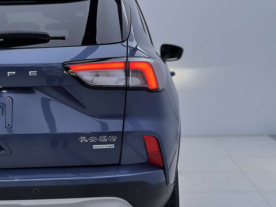 Ford Escape 2021 immagine di auto #4