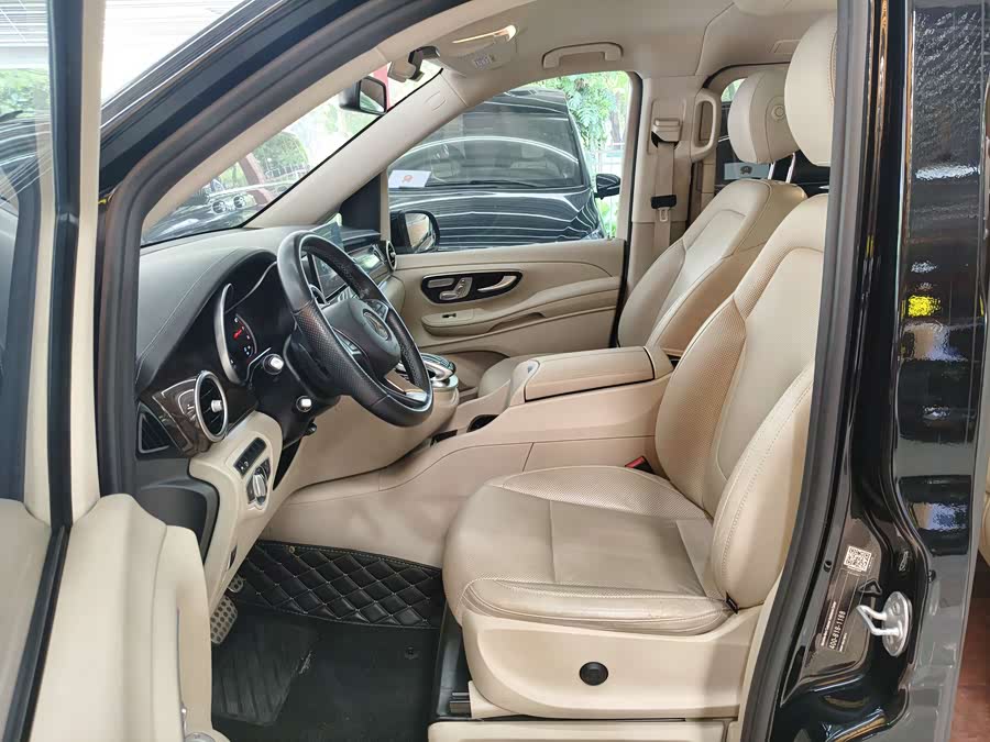 Mercedes-Benz V Class 2020 car image #4