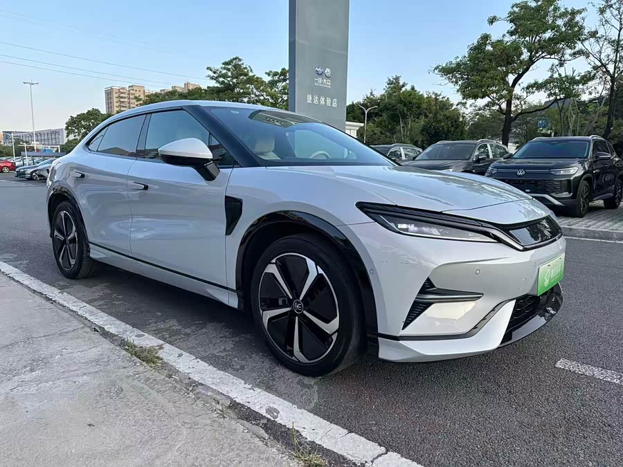 BYD SongL EV 2023 #4 BYD SongL EV 2023 car image #4