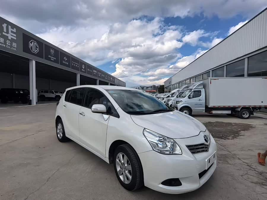 Toyota Reiz 2011 #4 Toyota Reiz 2011 immagine di auto #4