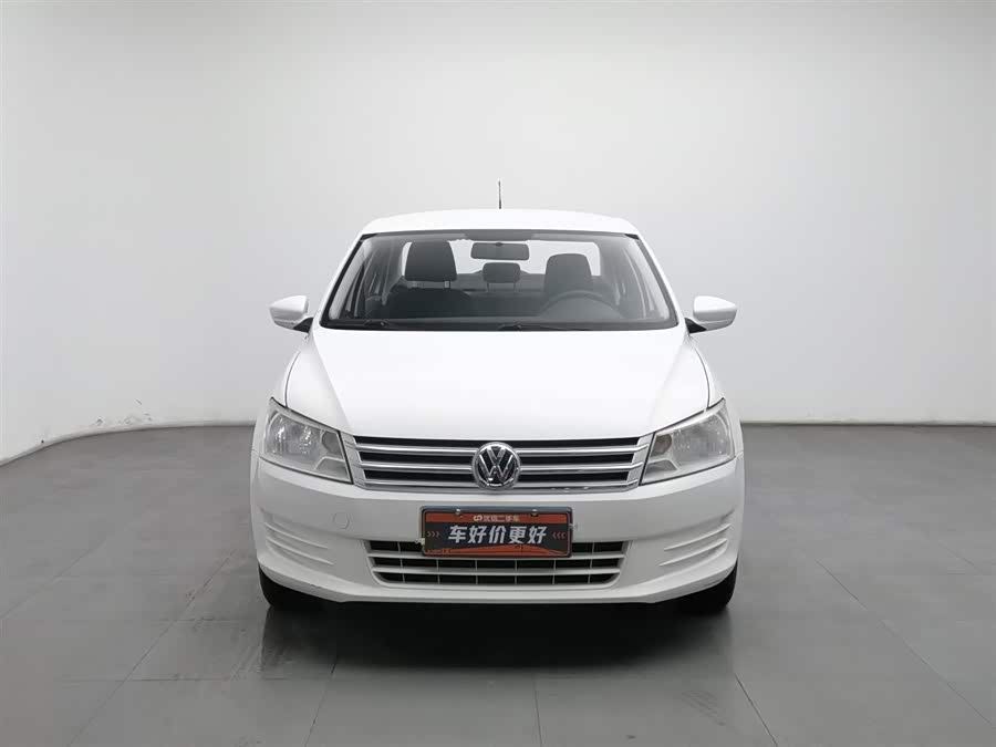 Volkswagen Santana 2013 car image #4