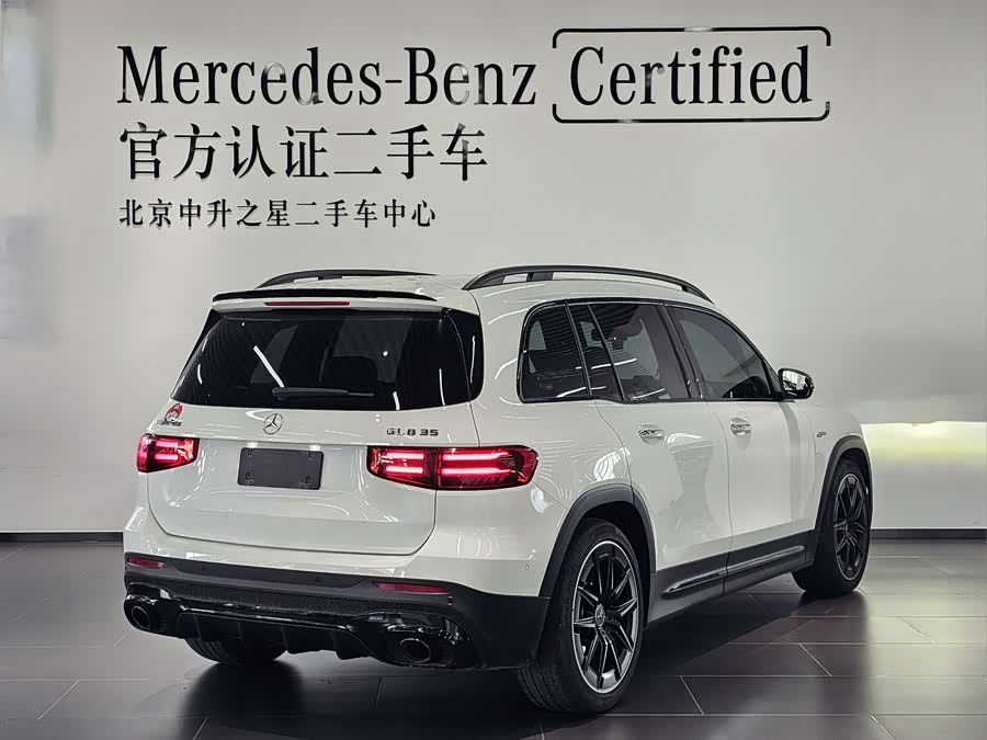 Mercedes-Benz GLB AMG 2024 immagine di auto #4