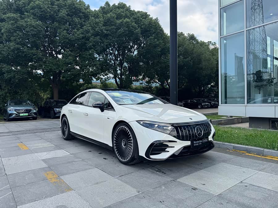 Mercedes-Benz EQS AMG 2025 imagen de coche #4