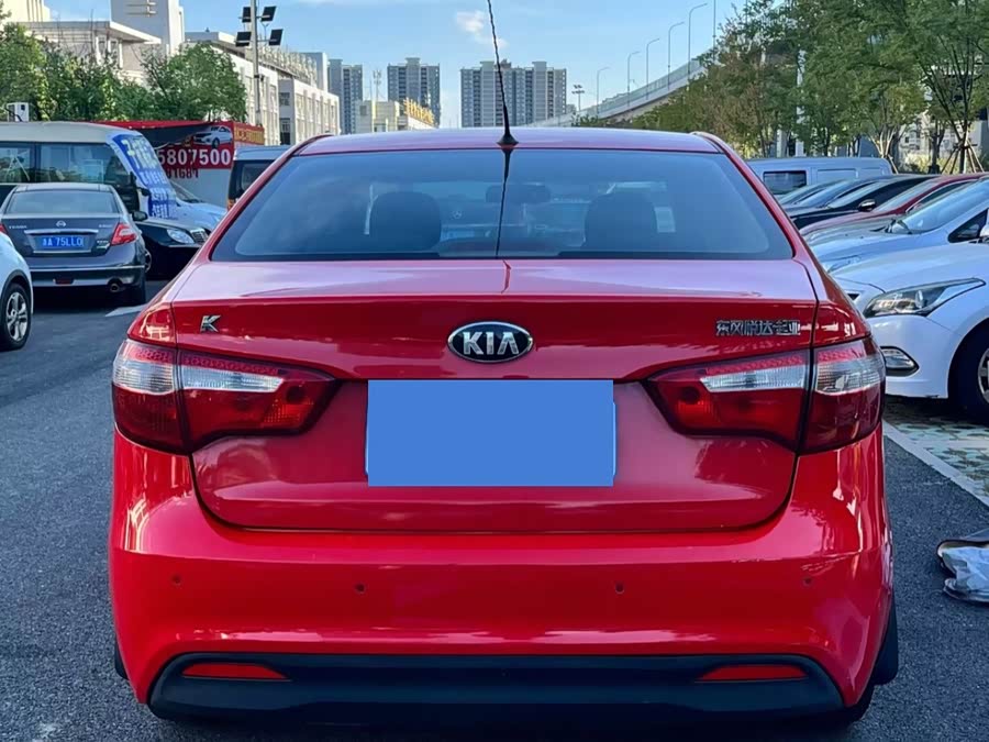 Kia K2 2013 image de voiture #4