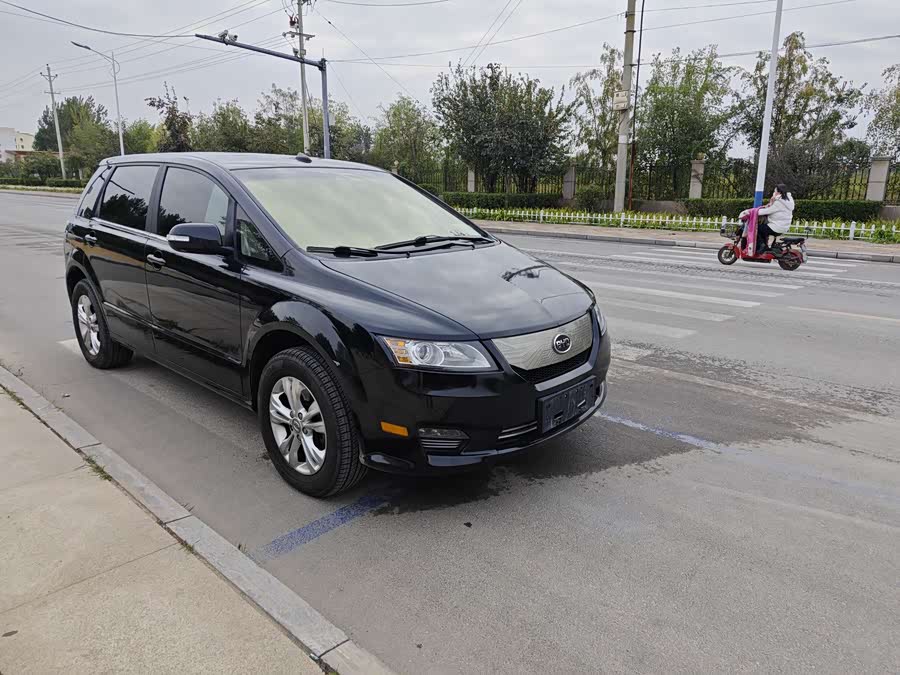 BYD e6 2017 #4 BYD e6 2017 car image #4