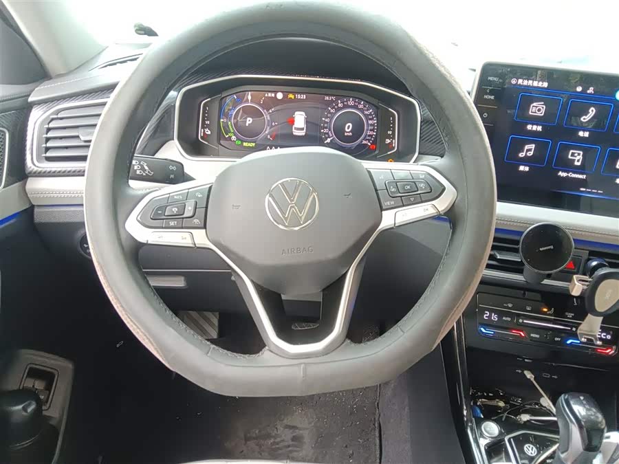 Volkswagen Tayron GTE 2024 #4 Volkswagen Tayron GTE 2024 immagine di auto #4