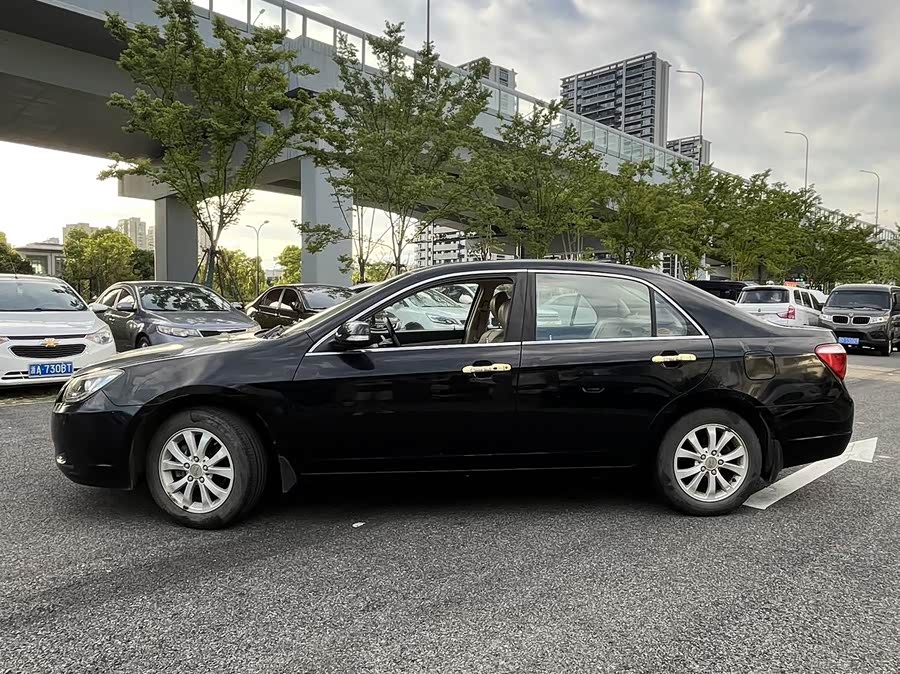 BYD G6 2014 #4 BYD G6 2014 car image #4