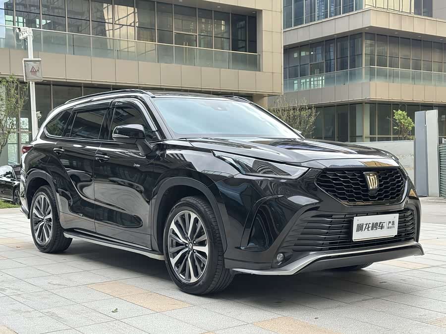 Toyota Crown Kluger 2025 car image #4