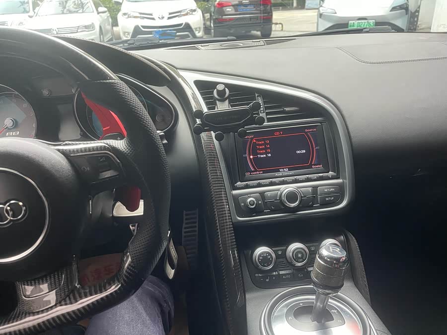 Audi R8 2009 immagine di auto #4