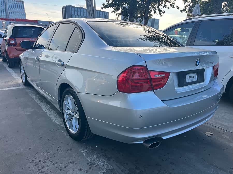 BMW 3 Series (Imported) 2011 #4 BMW 3 Series (Imported) 2011 car image #4