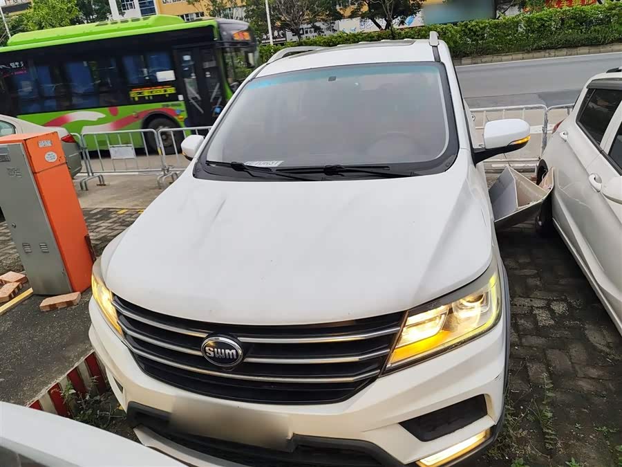 SWM X3 2017 imagen de coche #4