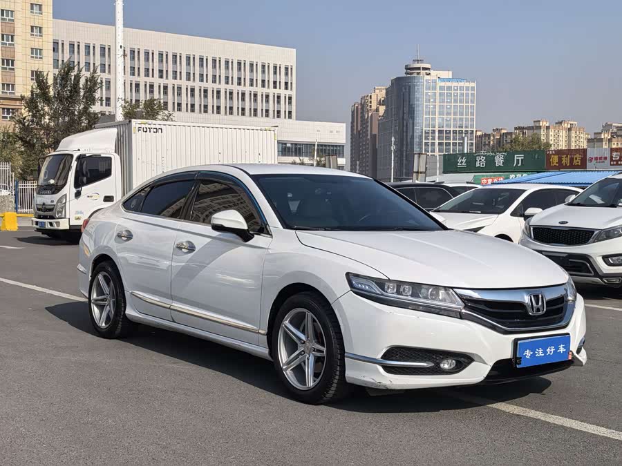 Honda Spirior 2016 immagine di auto #4