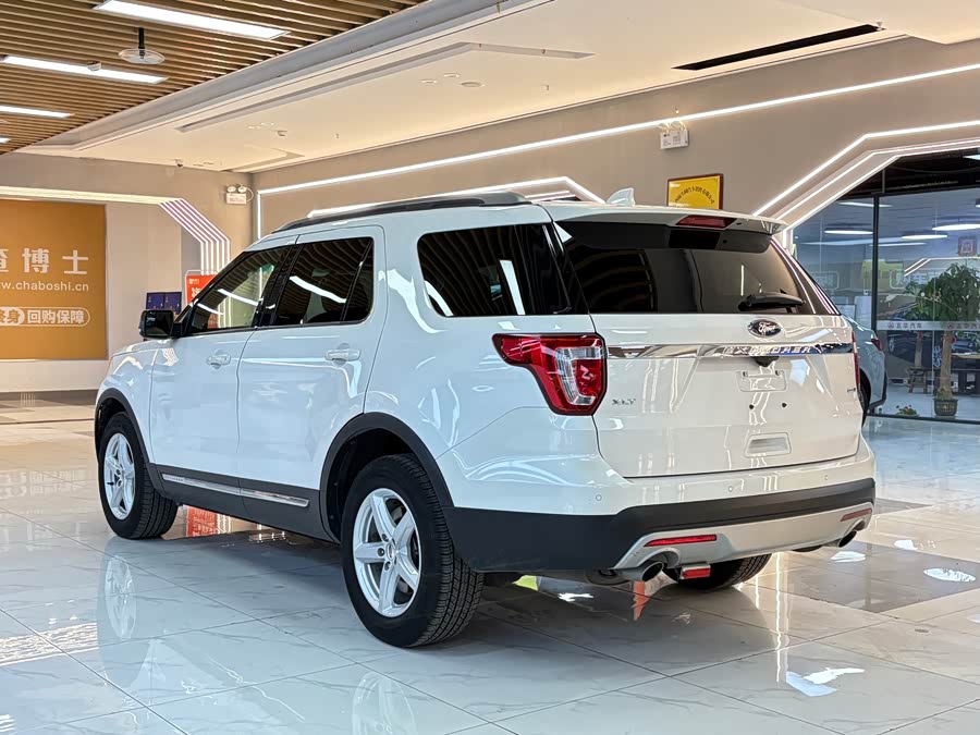 Ford Explorer (Imported) 2016 #4 Ford Explorer (Imported) 2016 car image #4