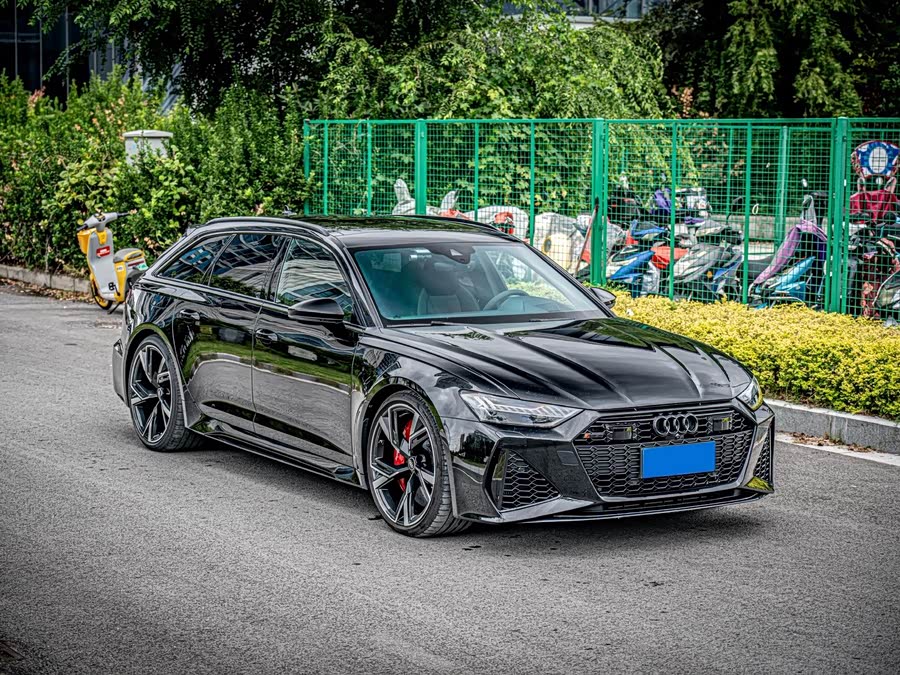 Audi RS 6 2021 immagine di auto #4