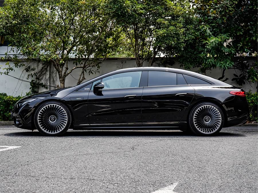 Mercedes-Benz EQS AMG 2024 #4 Mercedes-Benz EQS AMG 2024 car image #4