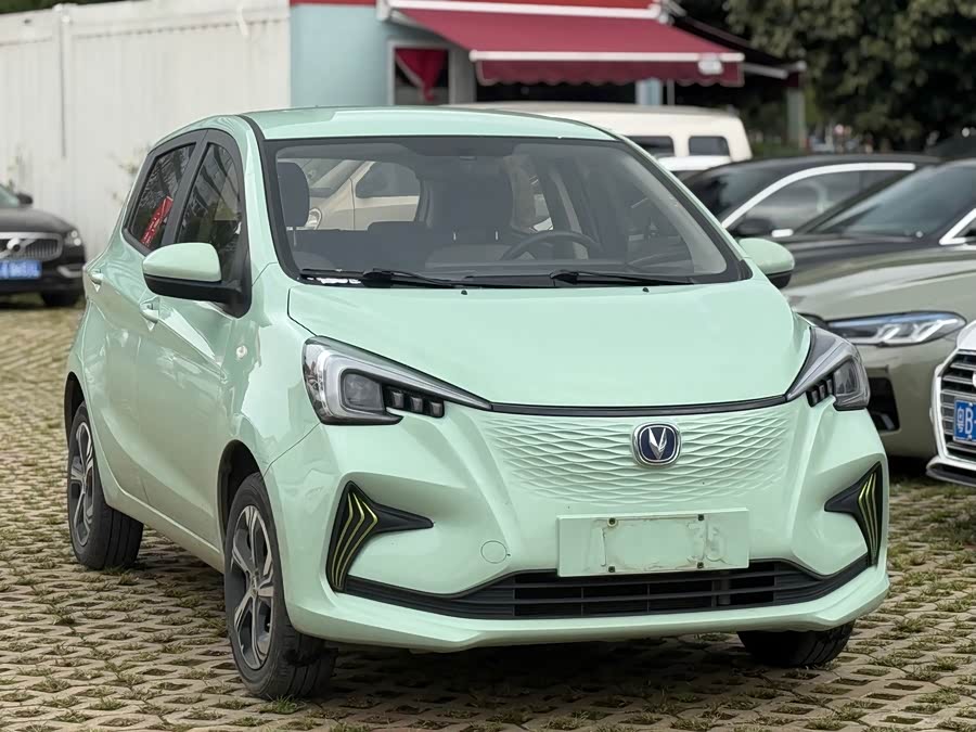 Changan BenBen E-Star 2023 car image #4