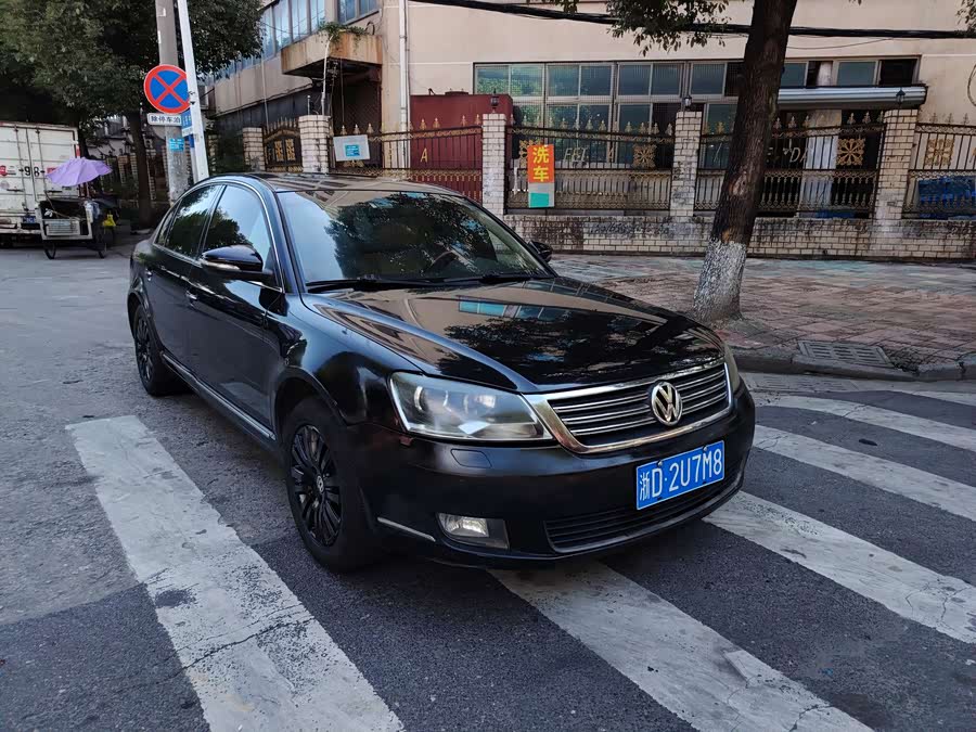 Volkswagen Passat Lingyu 2010 car image #4