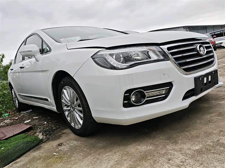 Great Wall C50 2016 #4 Great Wall C50 2016 car image #4