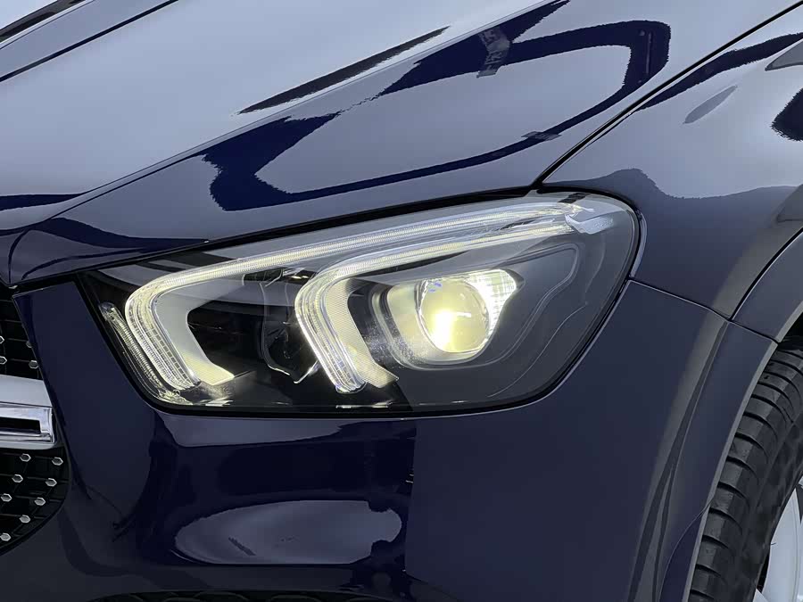 Mercedes-Benz GLE Class 2021 car image #4