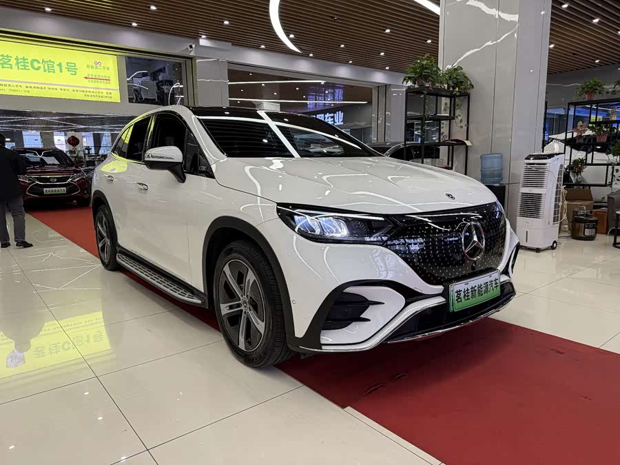 Mercedes-Benz EQE SUV 2023 #4 Mercedes-Benz EQE SUV 2023 car image #4