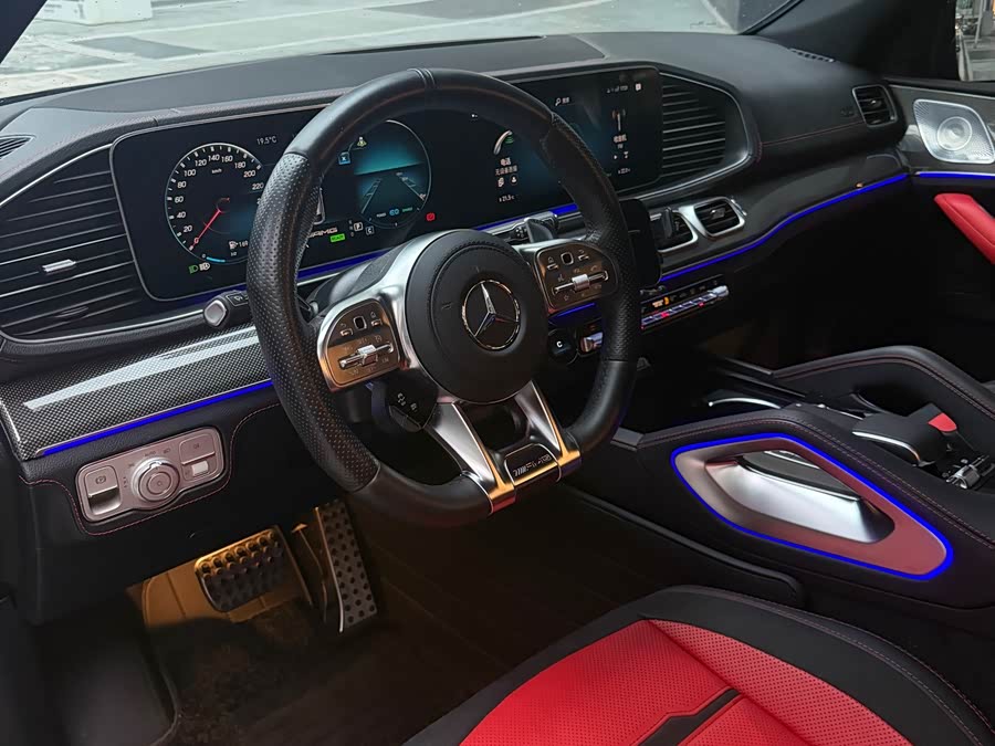 Mercedes-Benz GLE Coupe AMG 2018 immagine di auto #4