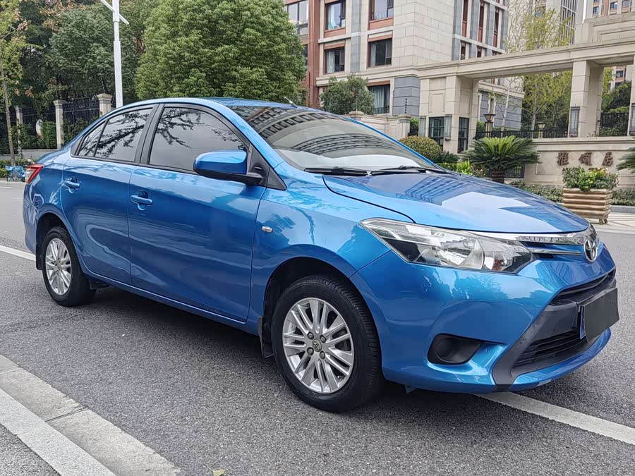 Toyota Vios 2015 изображение автомобиля #4