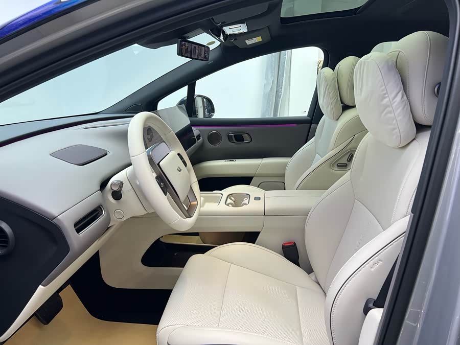 理想汽车 理想i6 2025 汽车图片 #4