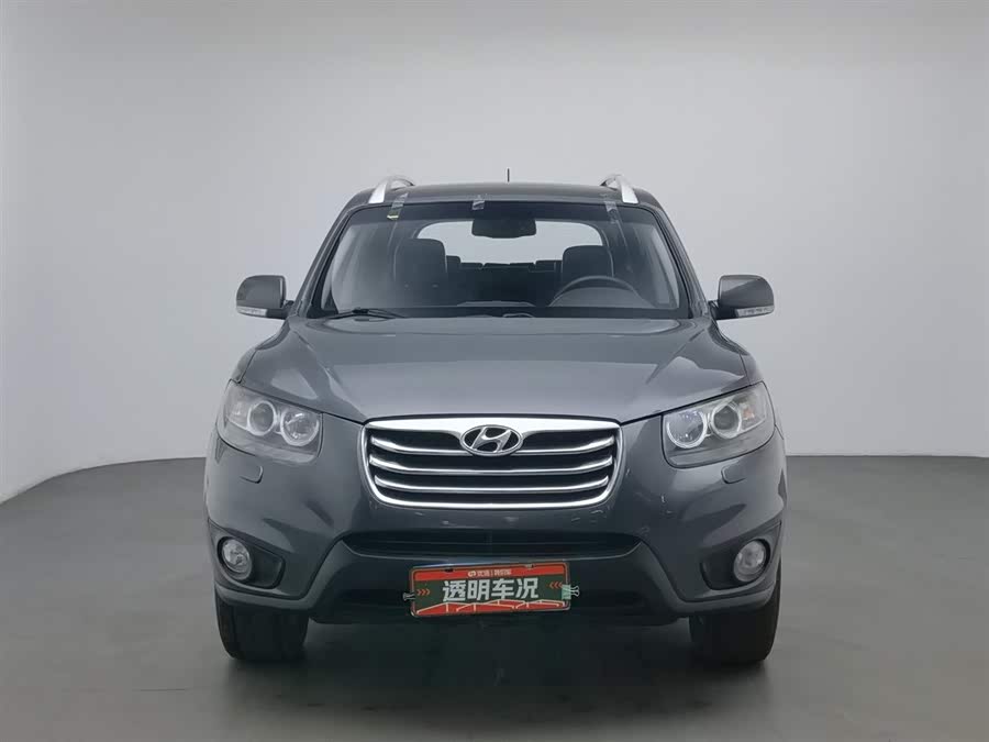 Hyundai Santa Fe Classic 2010 car image #4