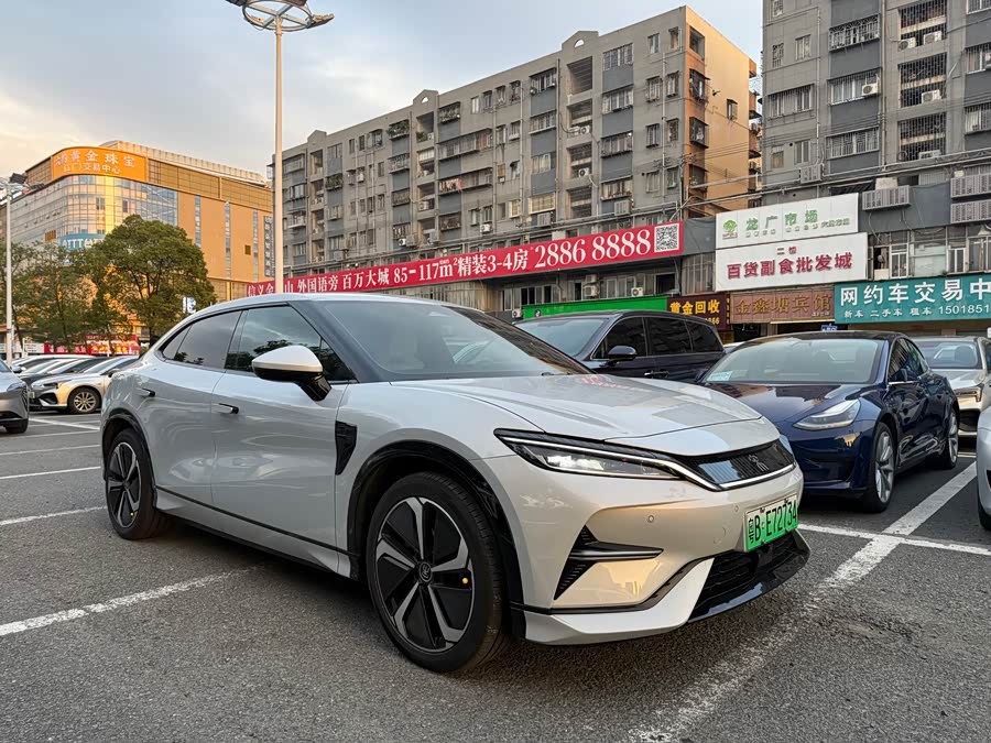 BYD SongL EV 2024 #4 BYD SongL EV 2024 car image #4