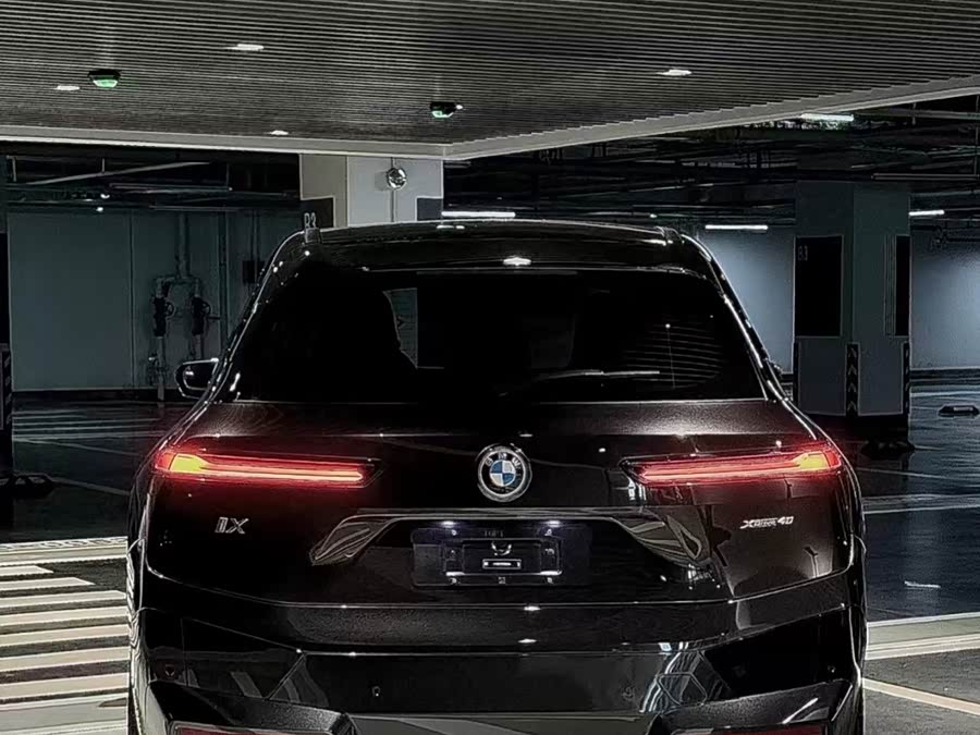 BMW iX 2022 #4 BMW iX 2022 car image #4