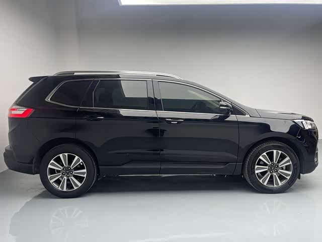 Ford Edge 2021 car image #4