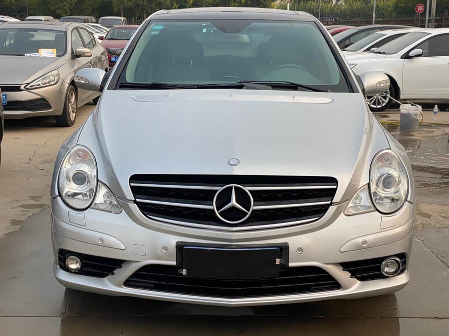 Mercedes-Benz R Class 2009 car image #4