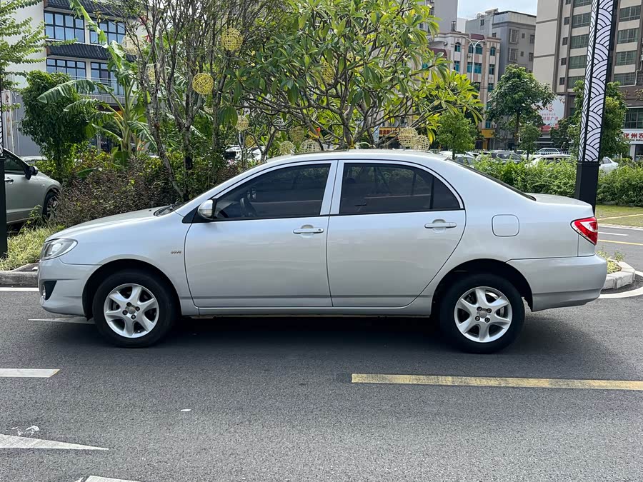 Toyota Corolla (Classic) 2014 immagine di auto #4