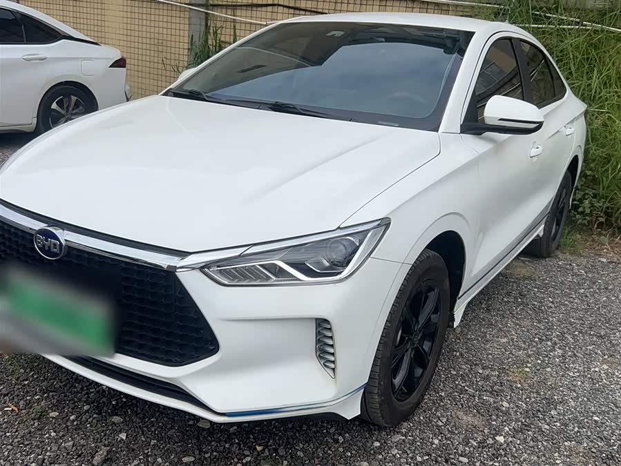 BYD e3 2024 #4 BYD e3 2024 car image #4
